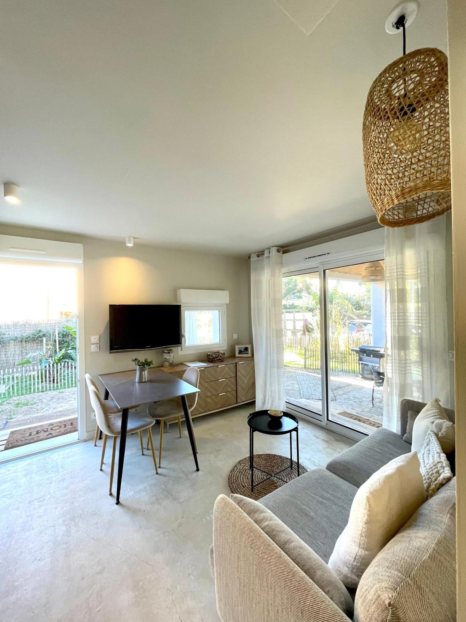 Ferienhaus Bas De - 300m De La Capte - 2 Hebergements Disponibles Hyères